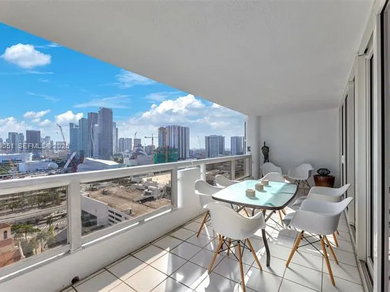 1717 N Bayshore Dr #A-2654 — Photo 19