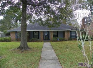 7154 Lake Comite Dr, Baton Rouge, LA 70818