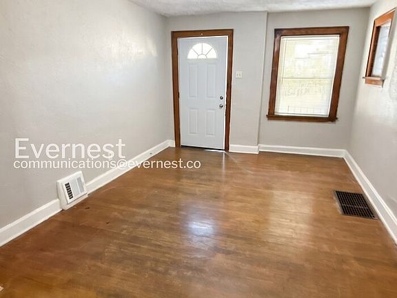 5th image of 3720 Darby St