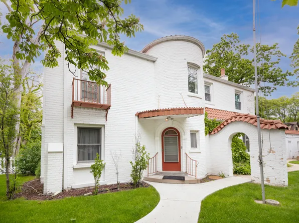 5803 N Kolmar Ave, Chicago, IL 60646