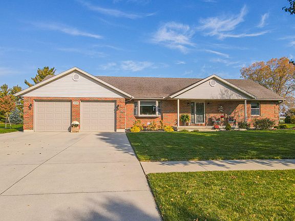 2nd image of 1056 Hubert Dr