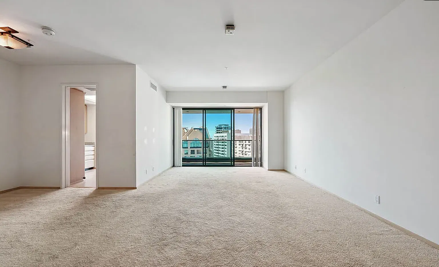 2 bed, 1682 sqft, $7,800 — Photo 3