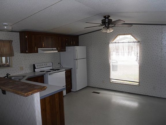 4th image of 1435 County Road 335