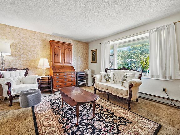 5th image of 40 Opal Avenue