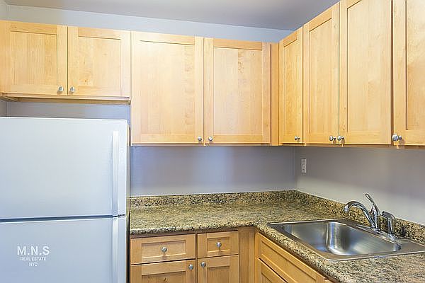 1st image of 344 E 63rd St APT 11B