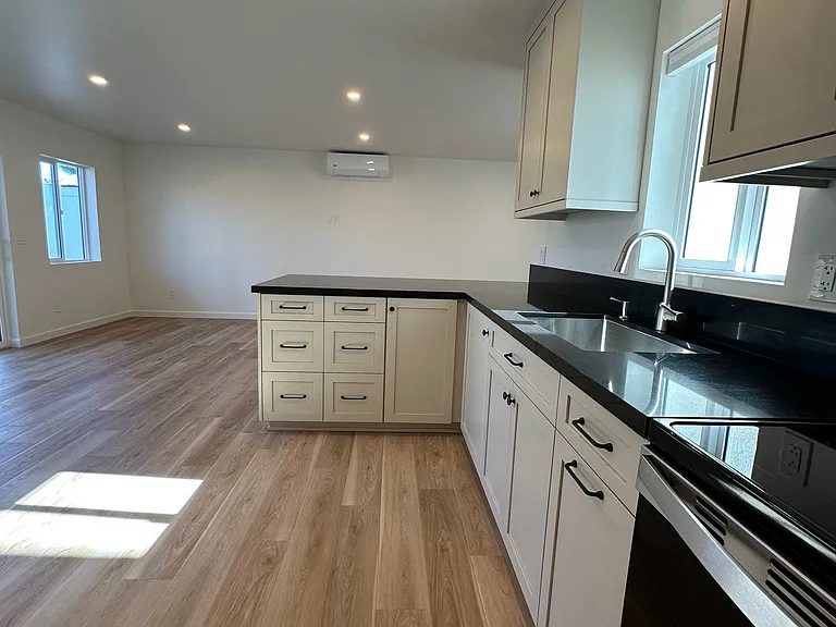 7227 Steinbeck Ave — Photo 23