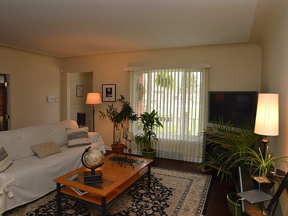 4th image of 20915 E Eleven Mile Rd
