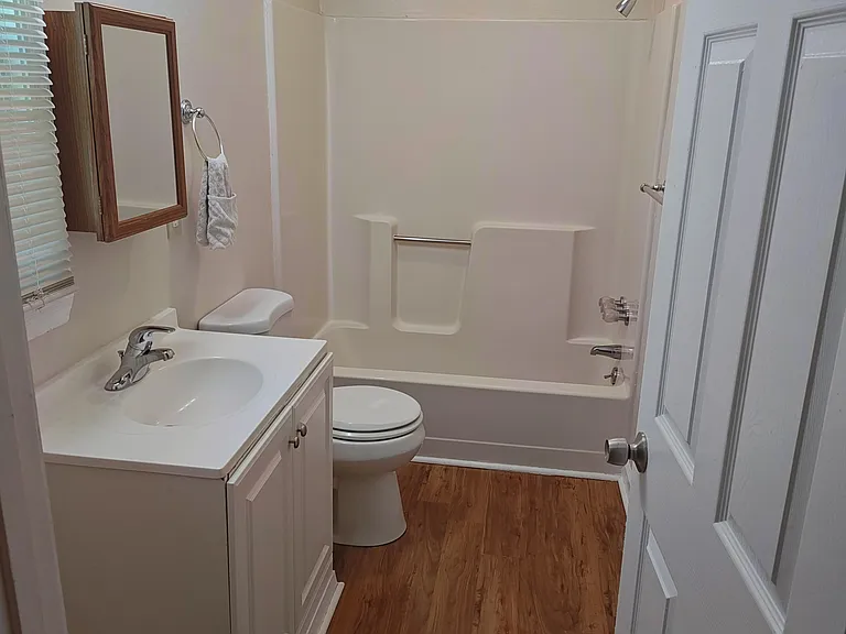116 Houseworth St — Photo 13