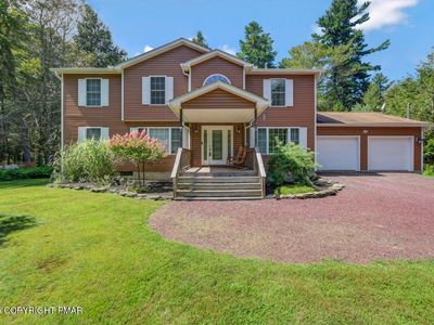 365 Sawmill Rd, Pocono Lake, PA, 18347