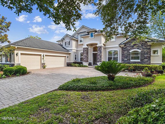 5th image of 300 Saint Johns Forest Blvd