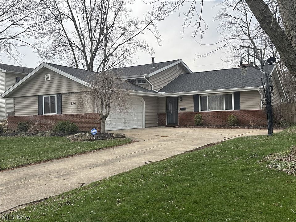 1st image of 236 Northfield Dr