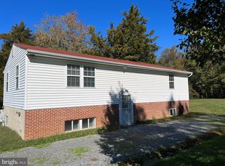 23236 Hilltop Dr, Bushwood, MD 20618