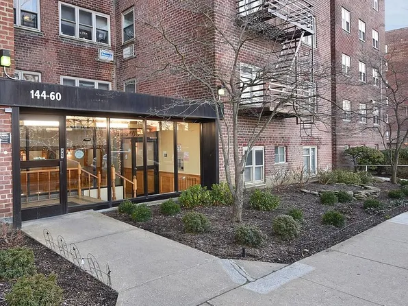 144-55 Melbourne Ave #2F, Flushing, NY 11367