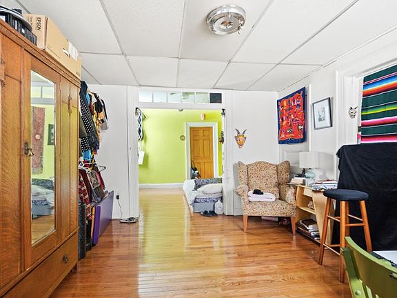 4th image of 2050 Bergen St
