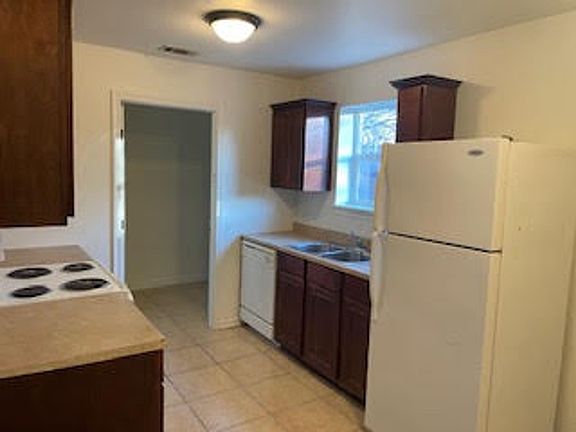 2nd image of 1030 N Kight St APT 5