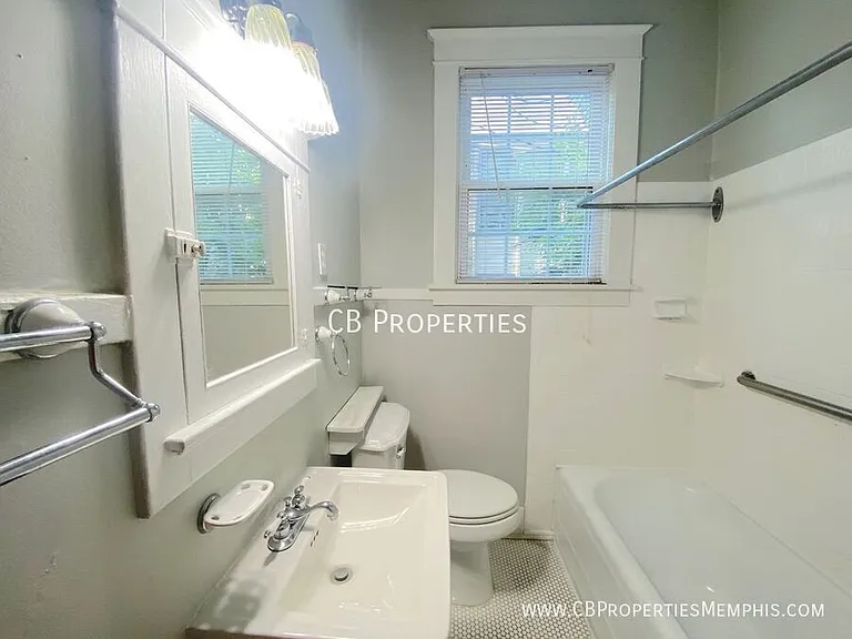 44 N Belvedere Blvd #42 — Photo 8