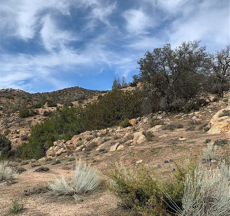 2nd image of 10900 Back Canyon Rd