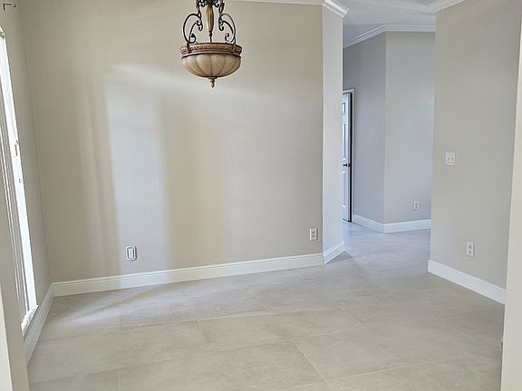 Formal Dinning Room