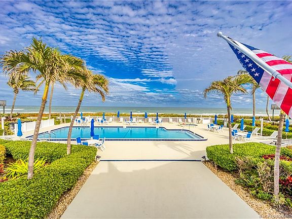 3rd image of 2355 NE Ocean Blvd Unit 1-9B