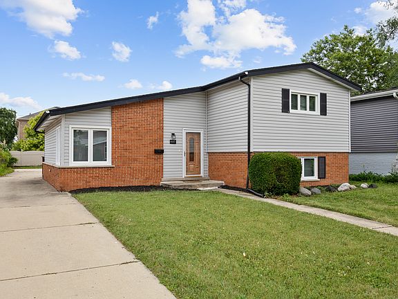2nd image of 8147 N Chester Ave