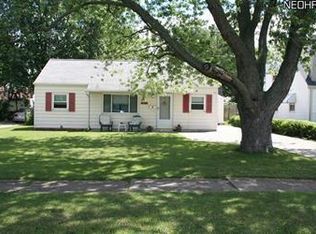 1013 Leroy St, Lorain, OH 44052