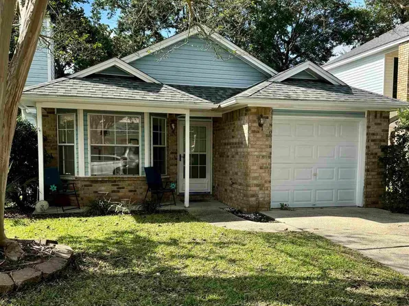 3503 Silvertree Ln, Pensacola, FL 32504