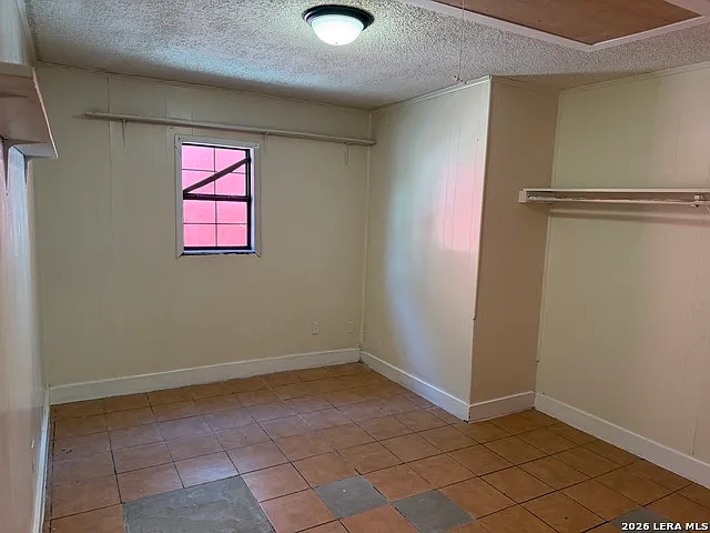 9130 Kings Hbr — Photo 12