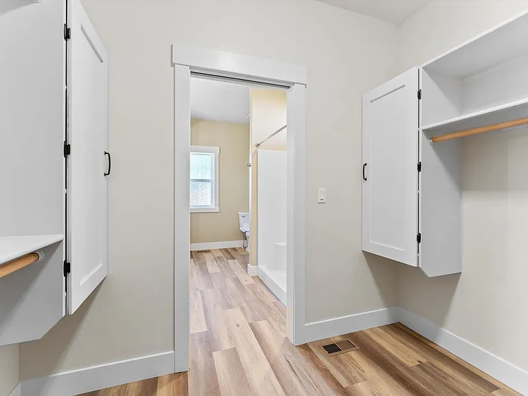 1065 SW Camille Dr — Photo 22