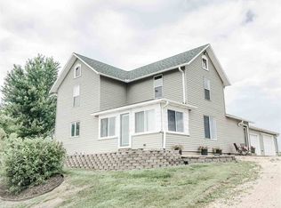 3839 103rd Ave, Maquoketa, IA 52060