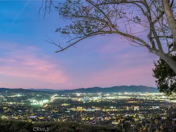 3131 Stone Oak Dr, Los Angeles, CA 90049