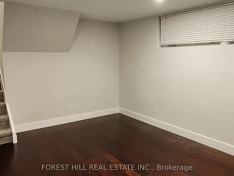 3 Shakespeare Dr — Photo 14