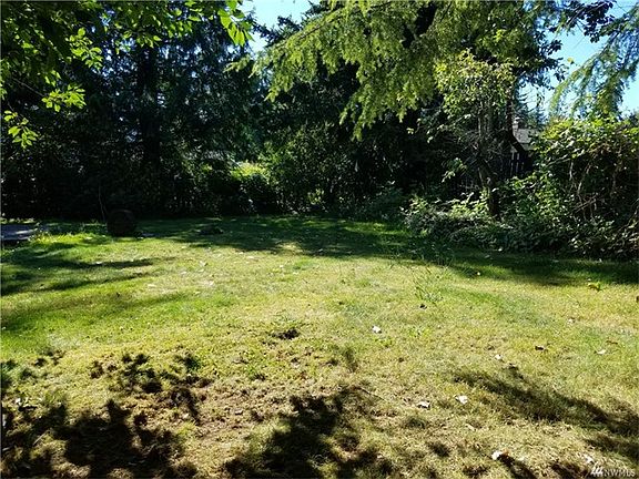 4th image of 4813 145th Pl SW
