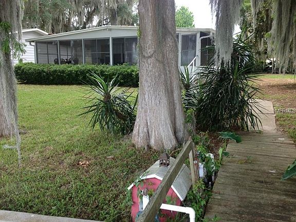 2nd image of 33546 Barksdale Dr