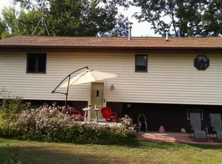 5705 Riverside Beach Dr, Weidman, MI 48893