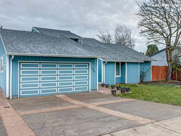 4th image of 2387 SE Imlay Ave