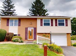 116 Layton Dr, Butler, PA 16001