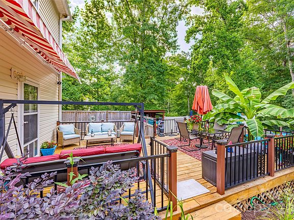 5th image of 173 Ruthaven Dr