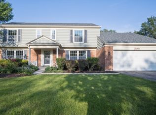 235 Old Post Rd, Northbrook, IL 60062