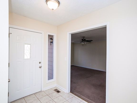 4th image of 2960 Leah Ln