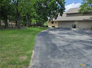 3901 Chisholm Trl APT 15, Salado, TX 76571