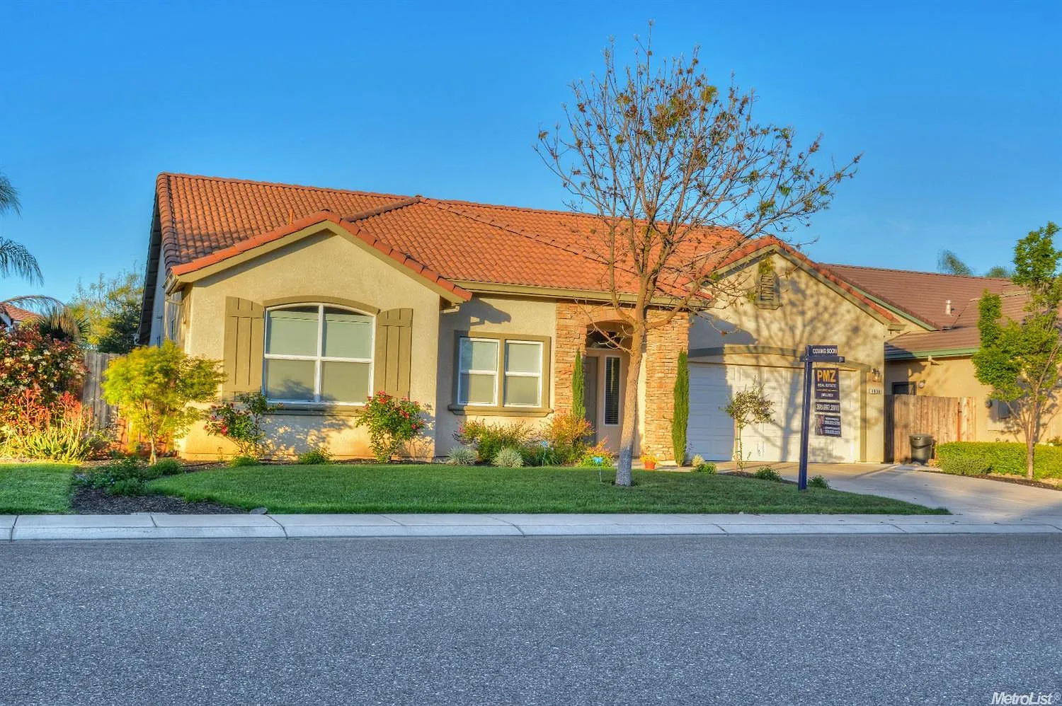 1808 Flora Vista Dr photo 1