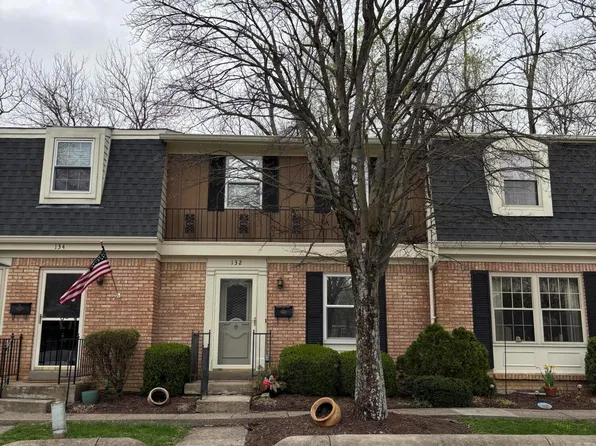 132 Deauville Ct, Fort Mitchell, KY 41017