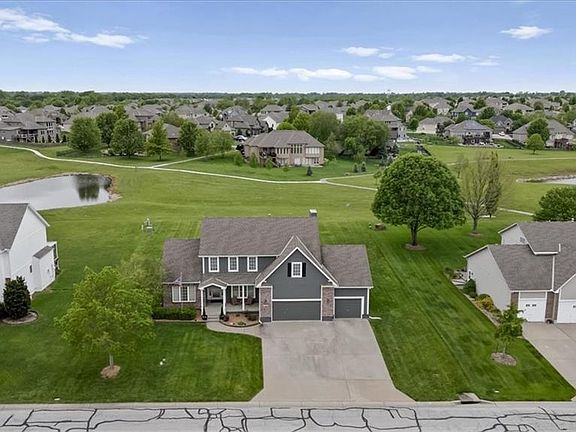 4th image of 4532 SW Gull Point Dr