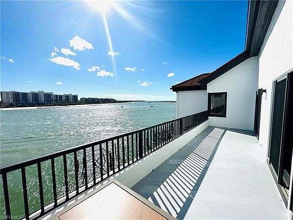 3rd image of 443 La Peninsula Blvd #443