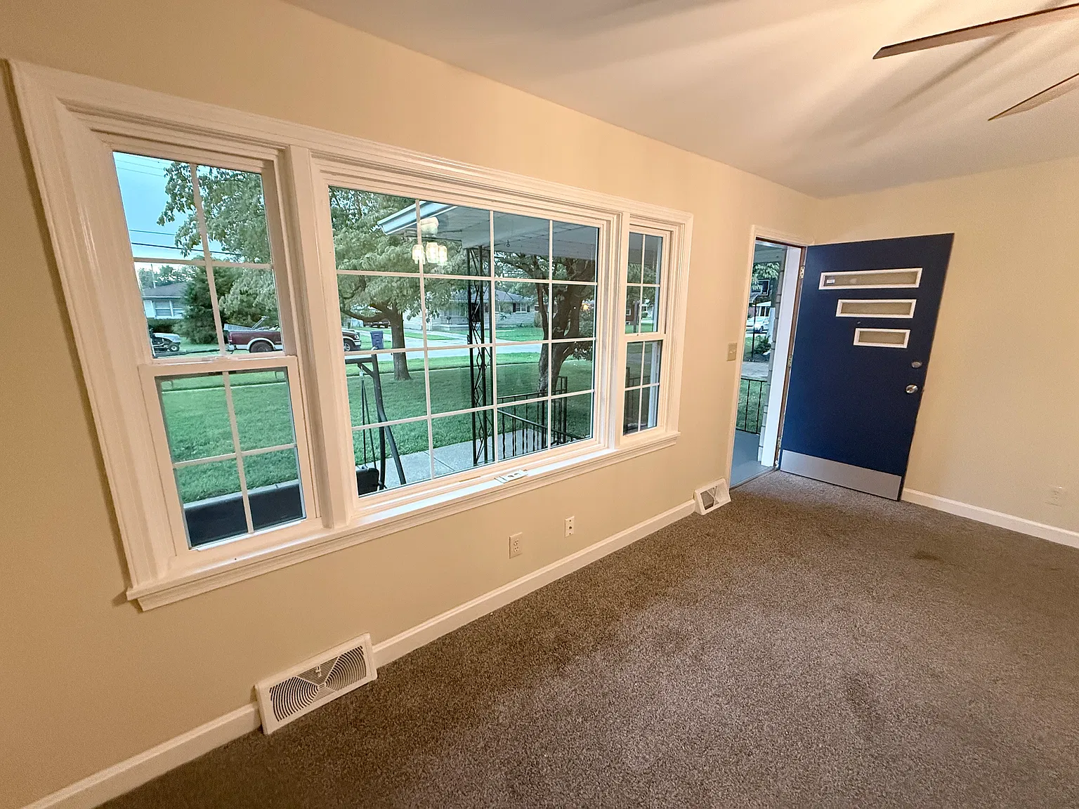 3 bed, 1575 sqft, $1,600 — Photo 2