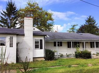 6098 Burtch Rd, Jeddo, MI 48032