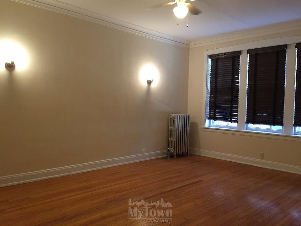 1st image of 2509 W Winnemac Ave #19-2B