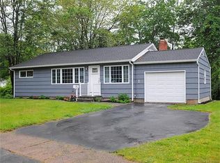 121 Heron Rd, East Hartford, CT 06118