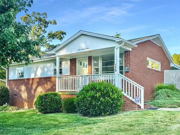 779 7th St SE, Hickory, NC 28602