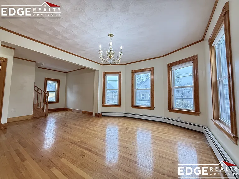 20 Oak Square Ave #2 — Photo 3
